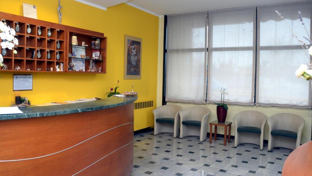 Hotel Sabo' Кастел Маджоре Екстериор снимка