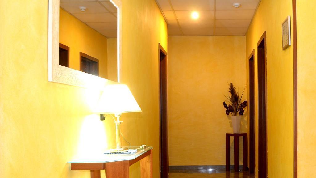 Hotel Sabo' Кастел Маджоре Екстериор снимка