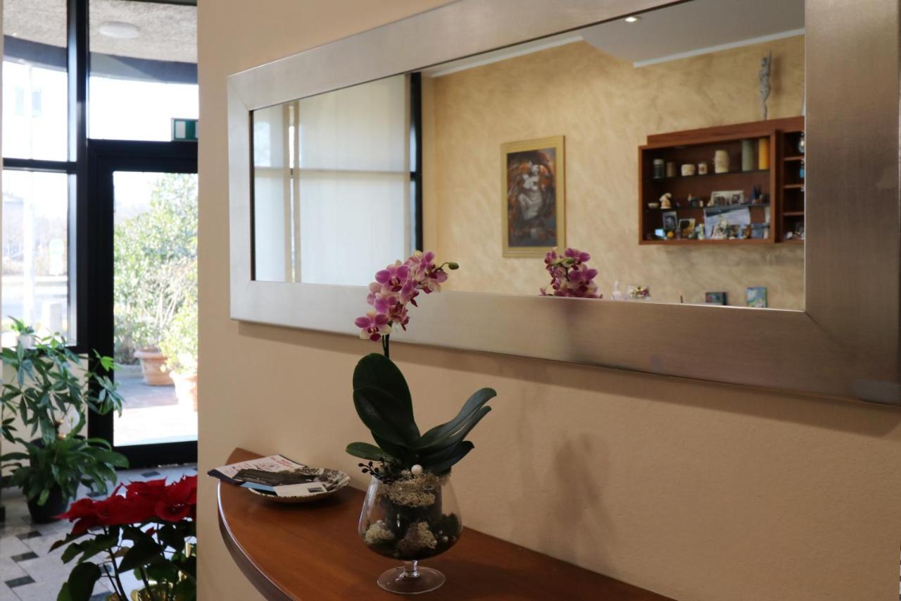 Hotel Sabo' Кастел Маджоре Екстериор снимка