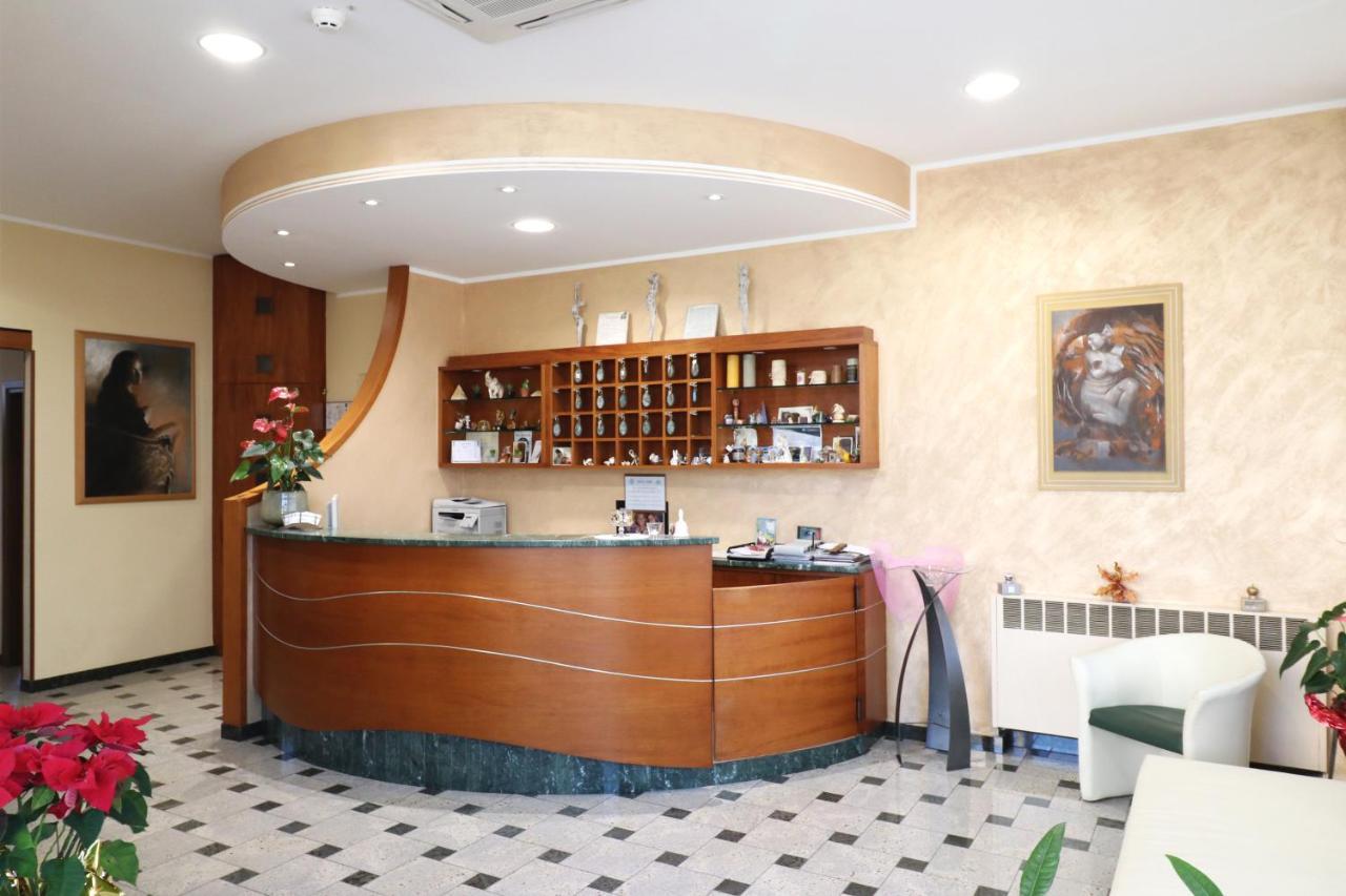 Hotel Sabo' Кастел Маджоре Екстериор снимка