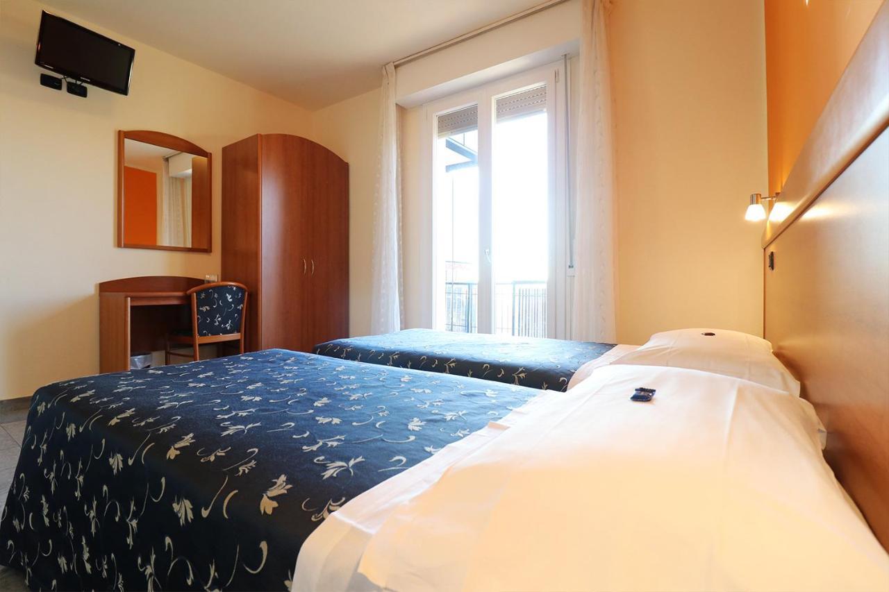 Hotel Sabo' Кастел Маджоре Екстериор снимка