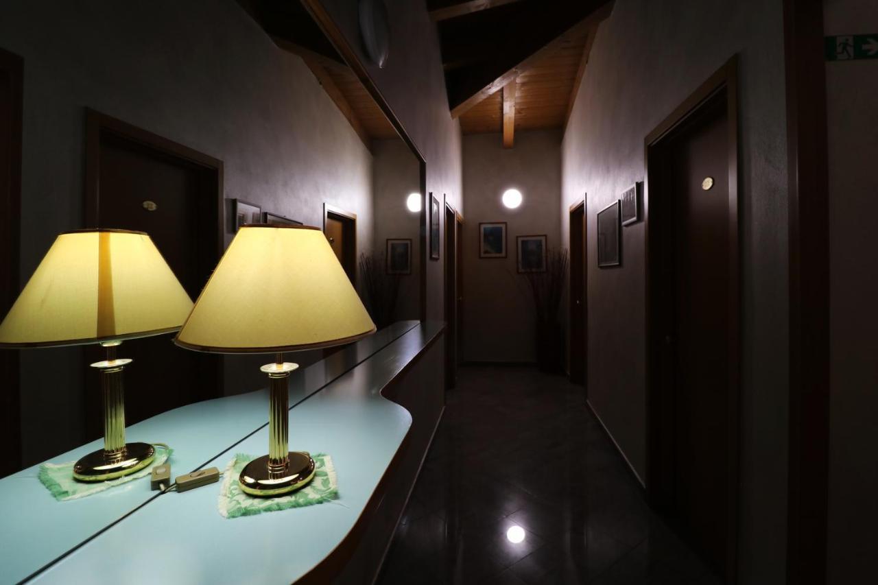 Hotel Sabo' Кастел Маджоре Екстериор снимка